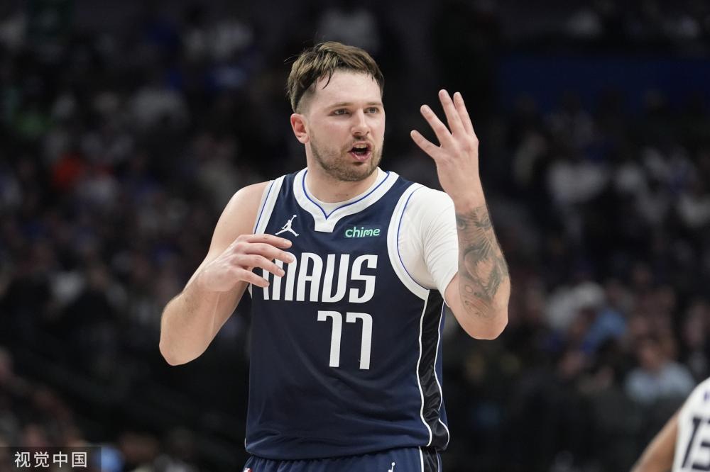 他再次站在 他再次站在